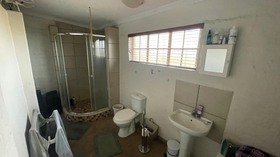 3 Bedroom Property for Sale in Harpington A H North West